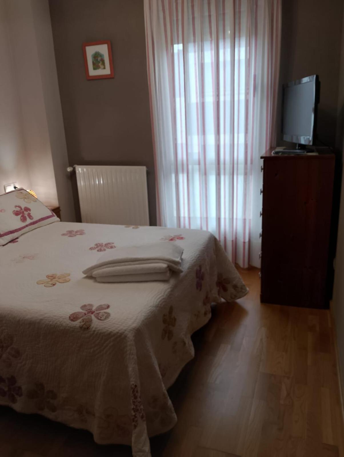 Apartamento Con Garaje Y Piscina Vut4780as