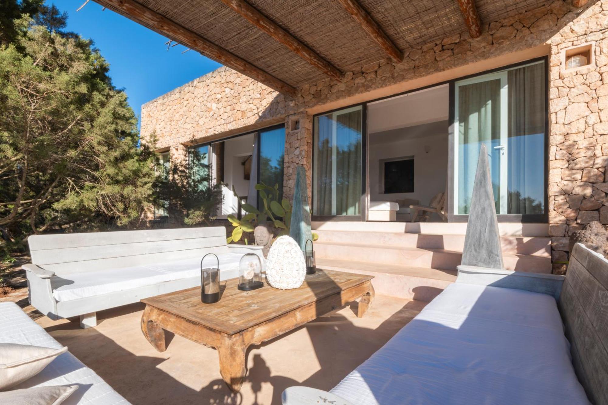 Villa Shangri-la Sant Ferran de Ses Roques