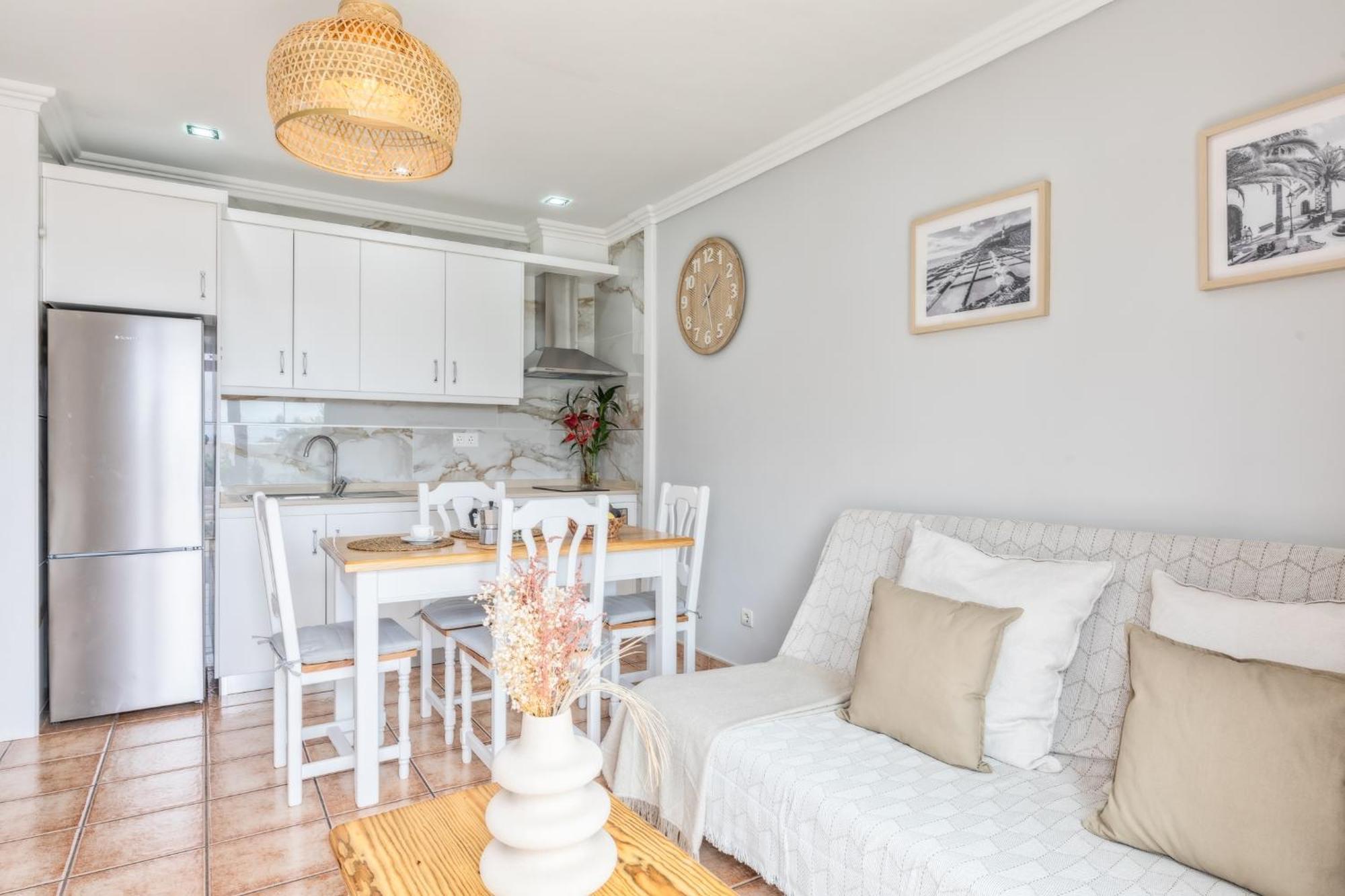 Apartamento Sarelen 3 Paz Y Excelente Ubicacion Breña Baja