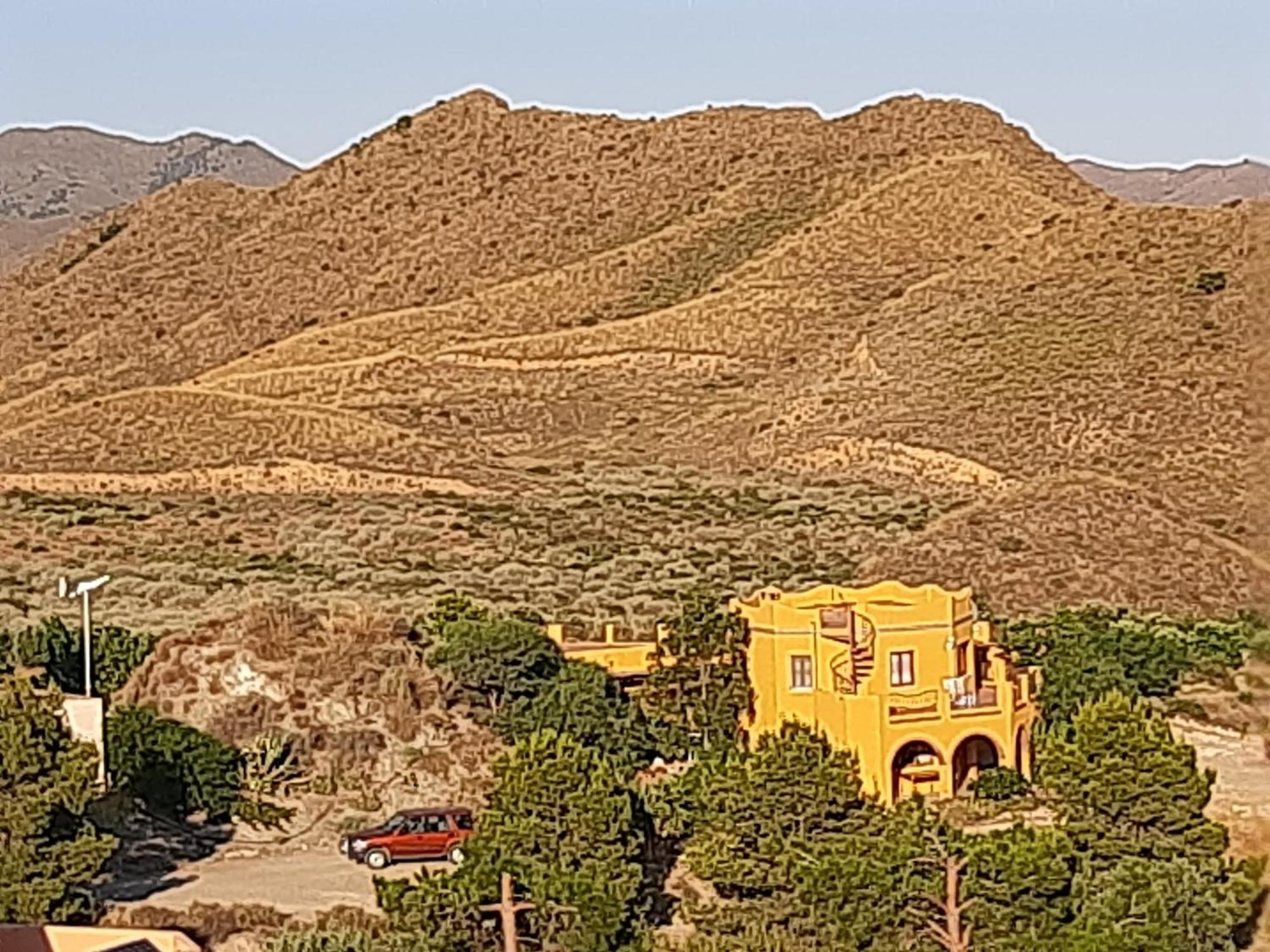 Casa De Galindo * Aguilas