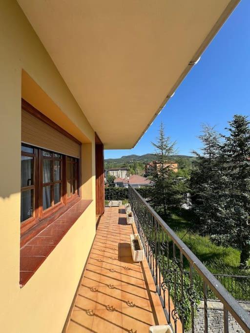 Сasa de vacaciones Precioso Chalet En Valle De Mena *
