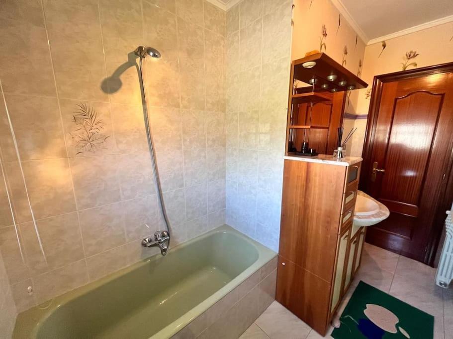 Сasa de vacaciones Precioso Chalet En Valle De Mena *