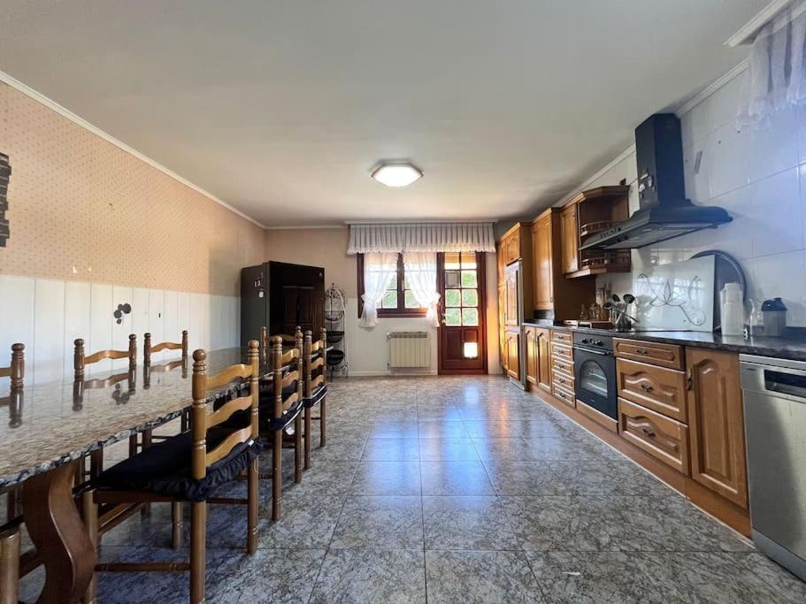 Сasa de vacaciones Precioso Chalet En Valle De Mena
