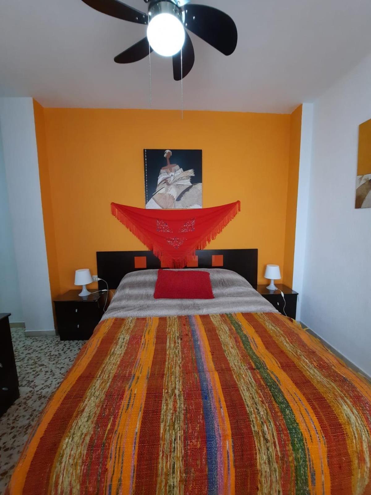 Habitación en casa particular En Mi Piso Del Centro De Huelva