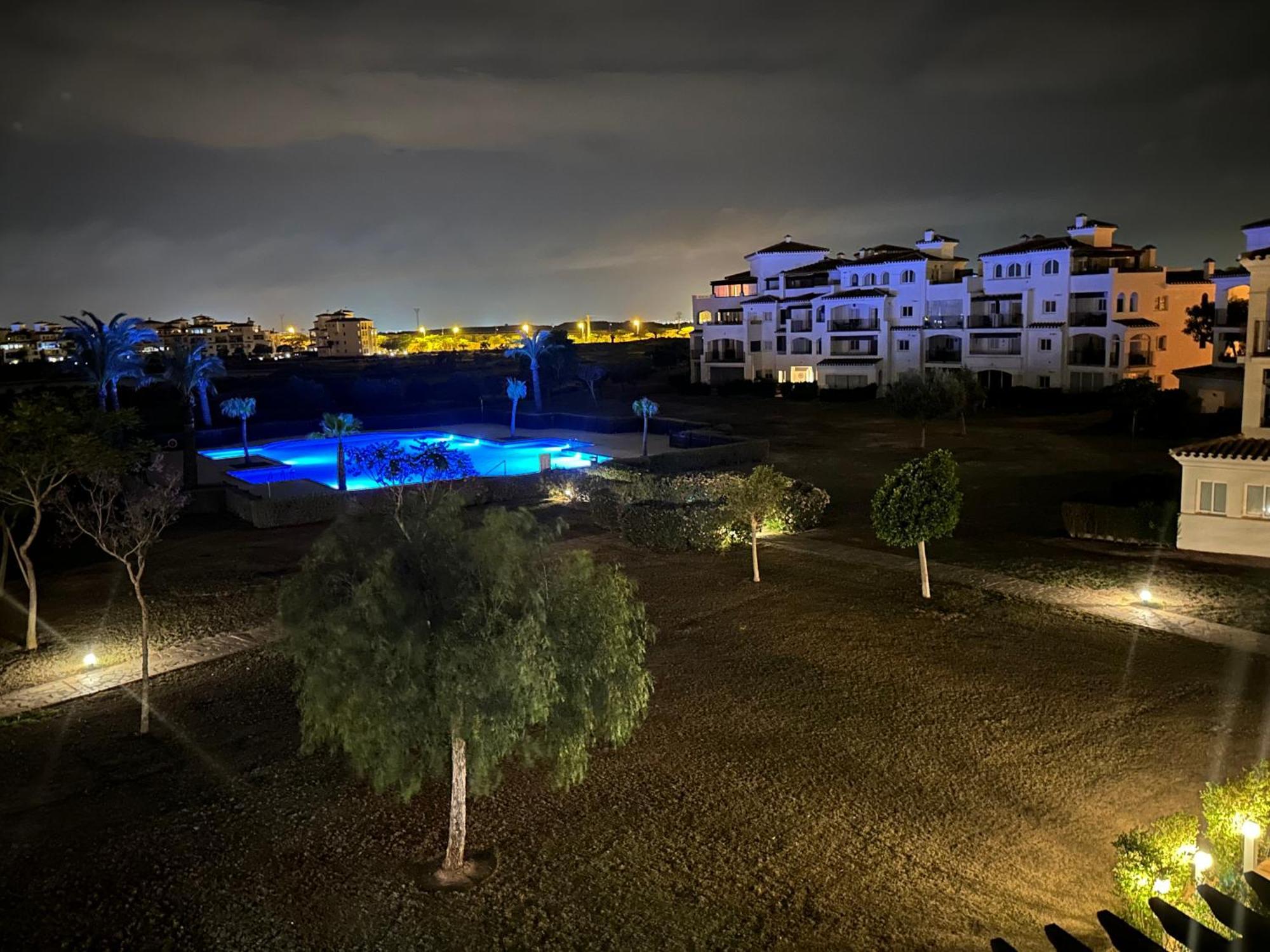 Stunning With A Beautiful Pool/lake View * Sucina