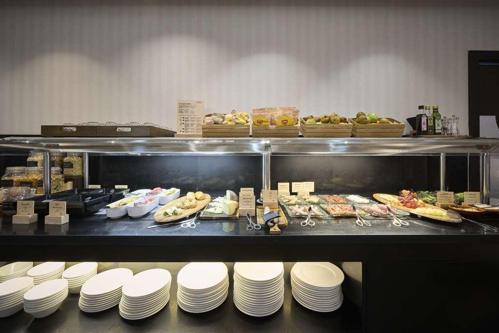 Hotel Catalonia Rigoletto 4*