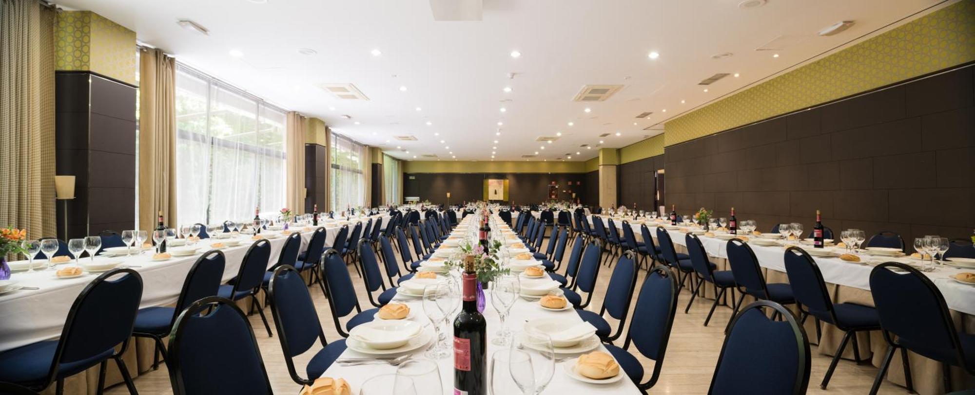 Nh Ciudad De Hotel 4*