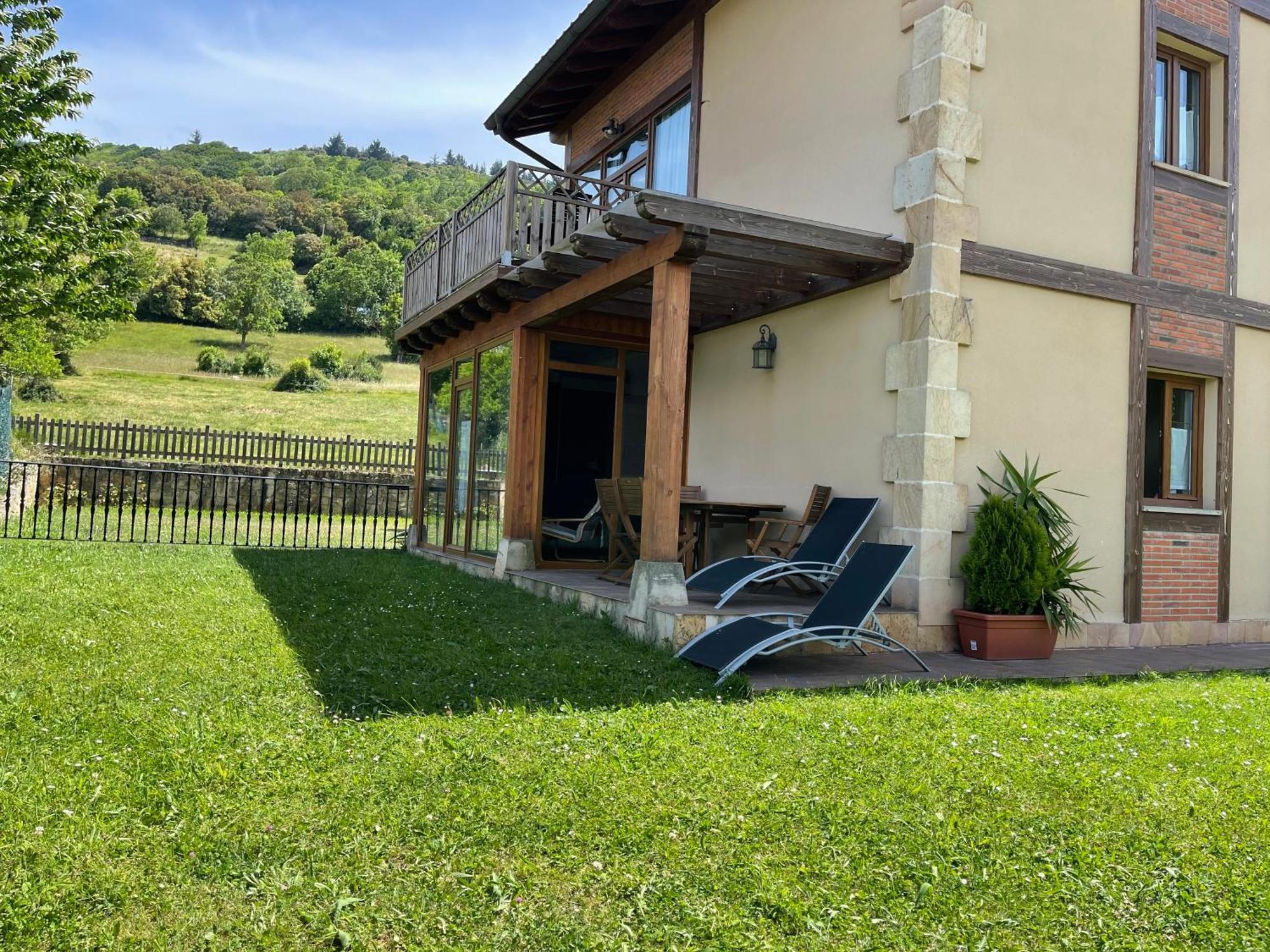 Alquitara Apartamento *