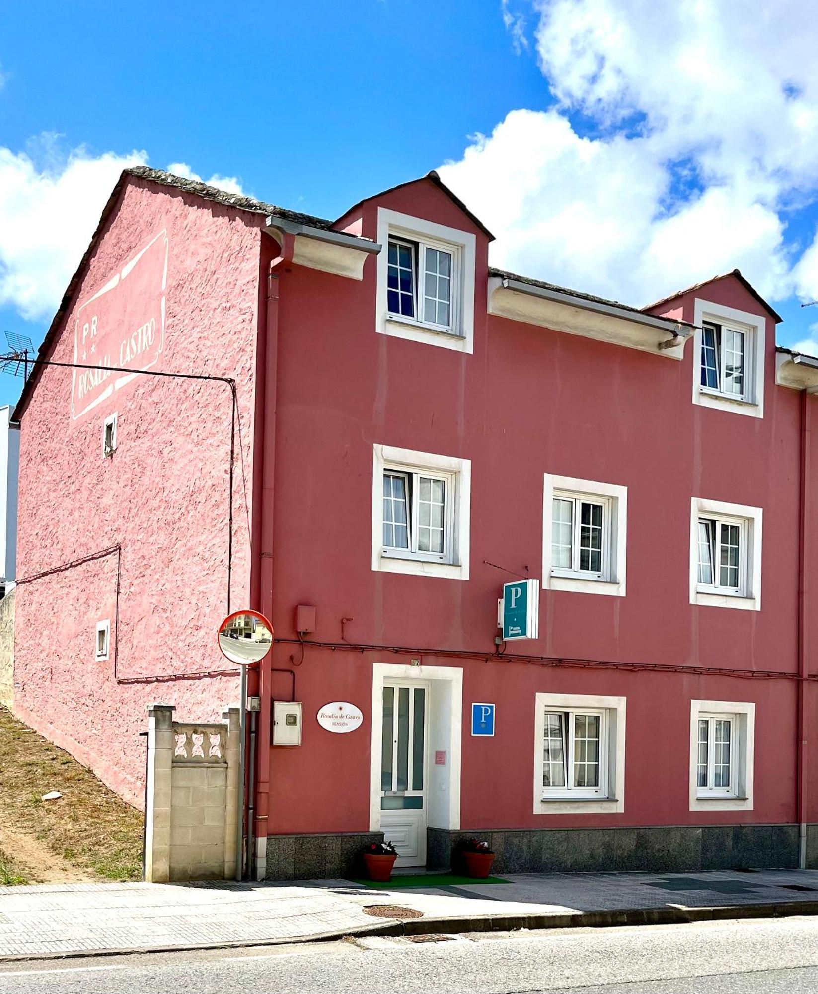 Pension Rosalia De Castro *
