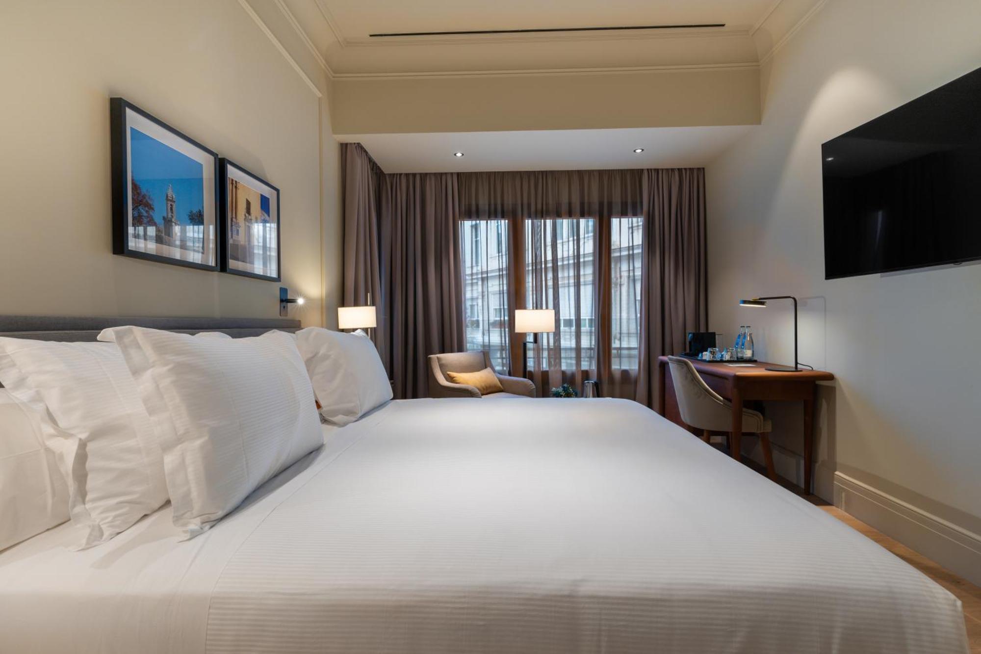 Hotel H10 Palacio Colomera
