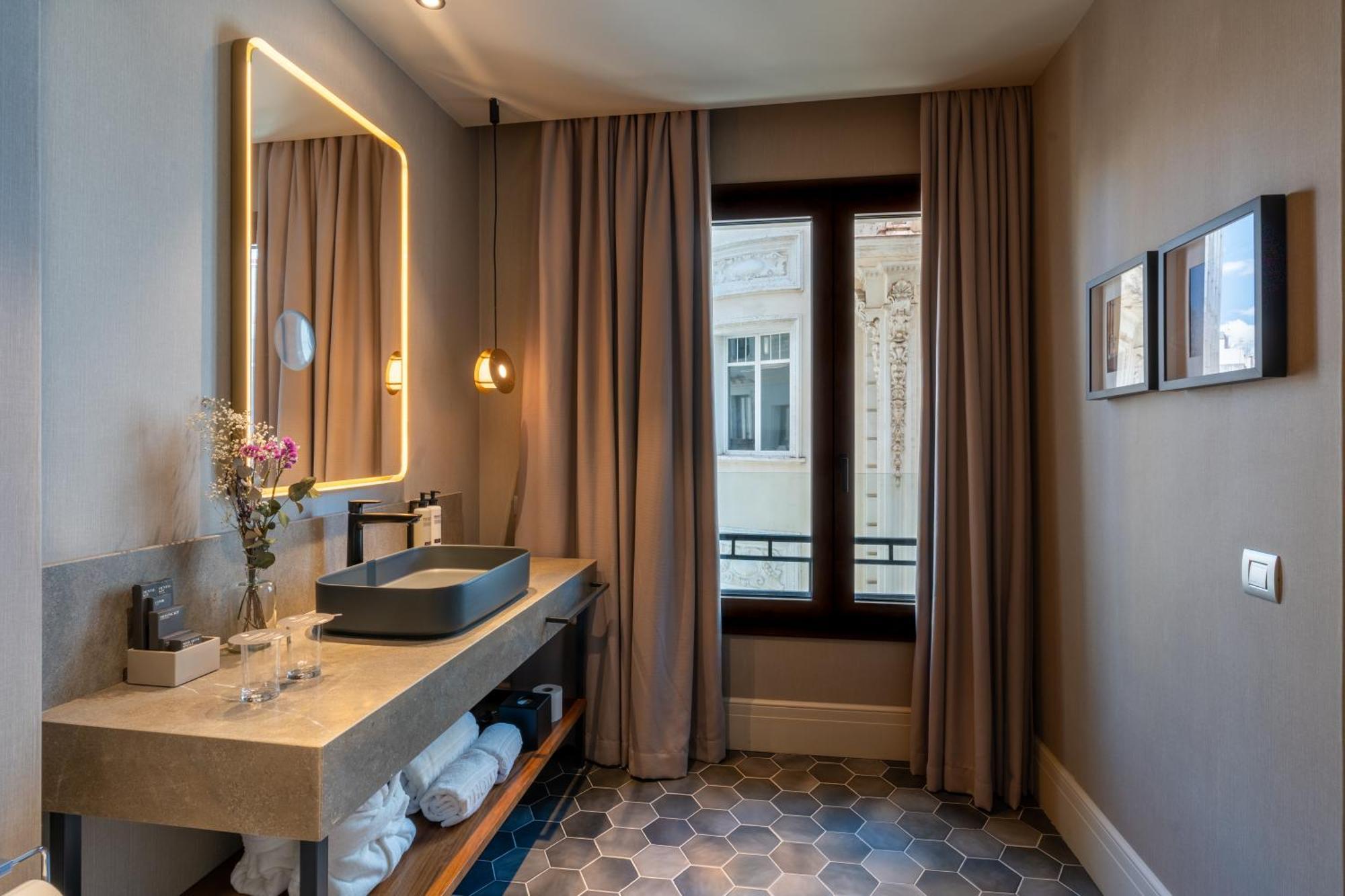 H10 Palacio Colomera 4*