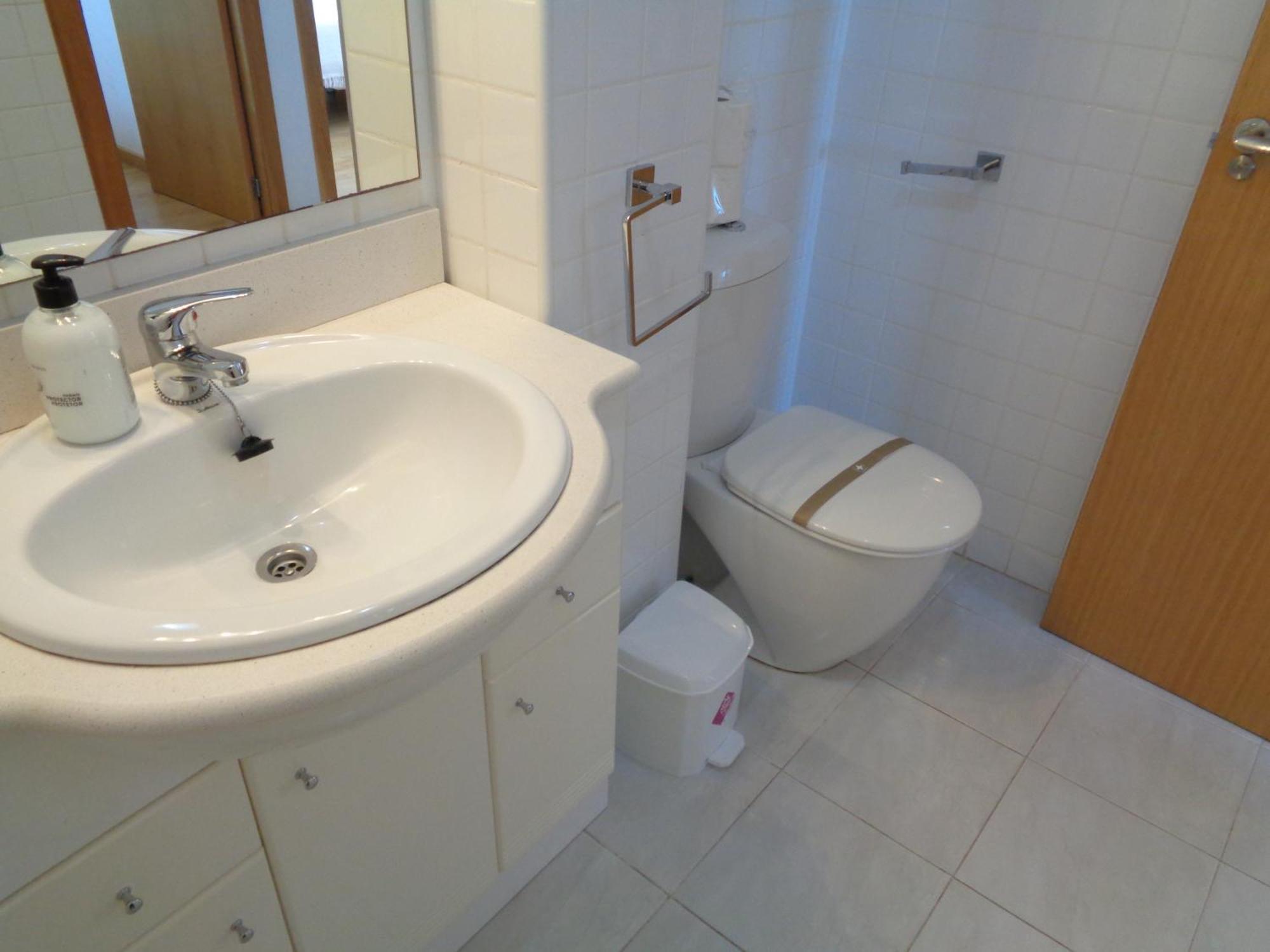 Benedicto Xiii: Beachfront With Parking & Modern Amenities Apartment