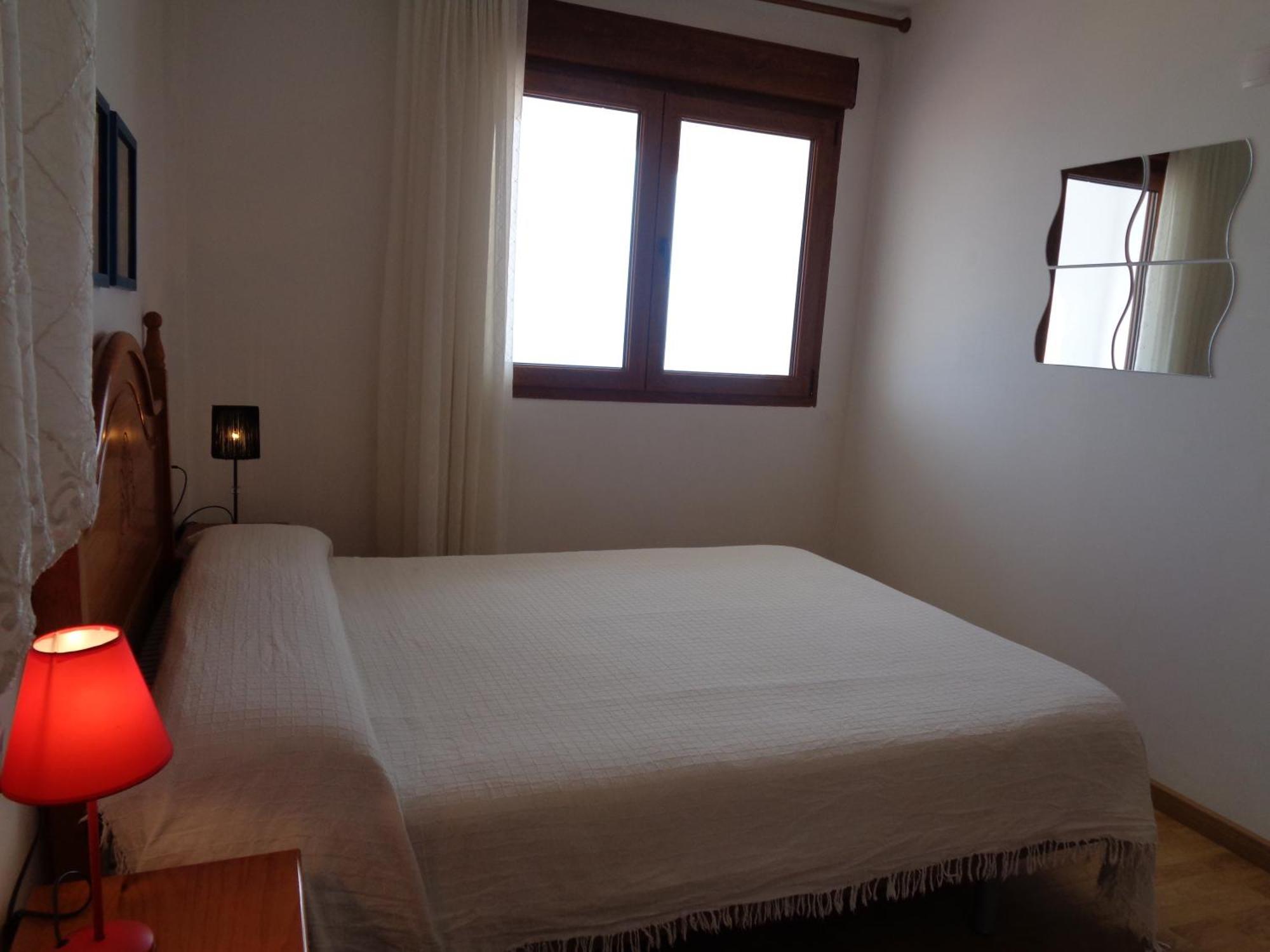 Benedicto Xiii: Beachfront With Parking & Modern Amenities *