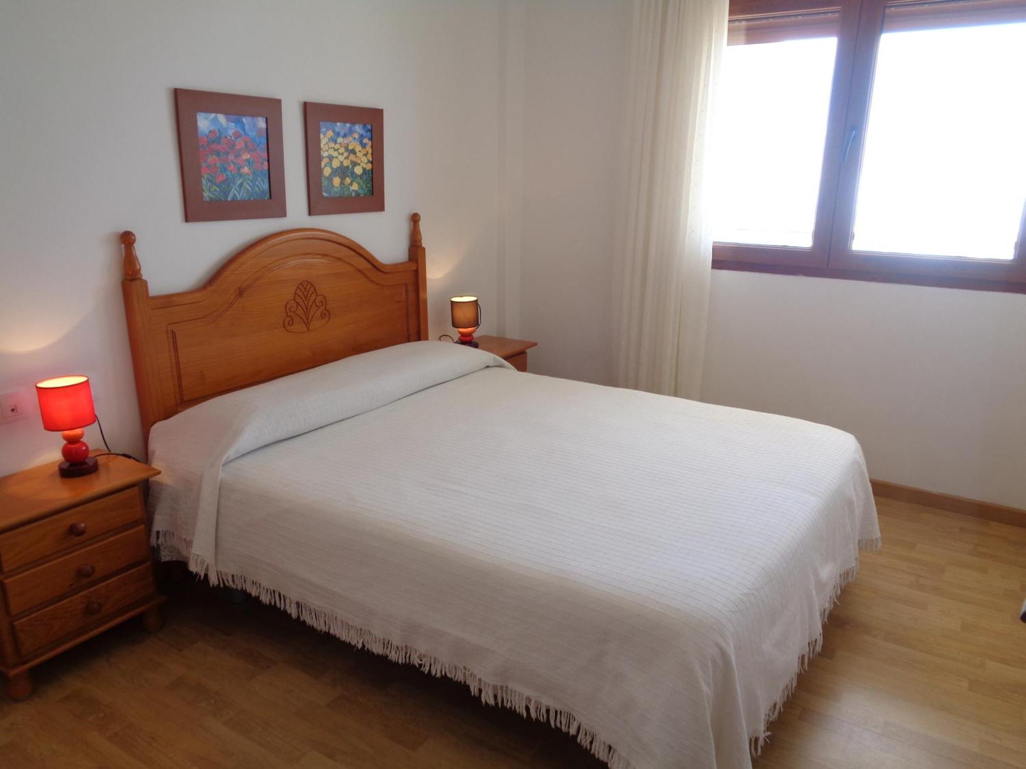 Benedicto Xiii: Beachfront With Parking & Modern Amenities *