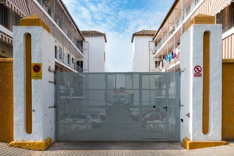 Apartment En Cordoba, Puente Y Torre Calahorra *
