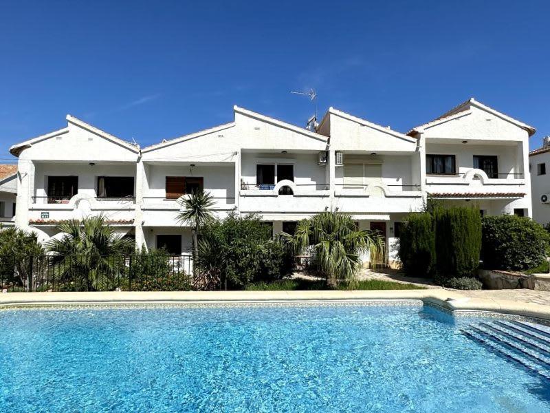 Casa Clare - 3 Bedroom In * Denia