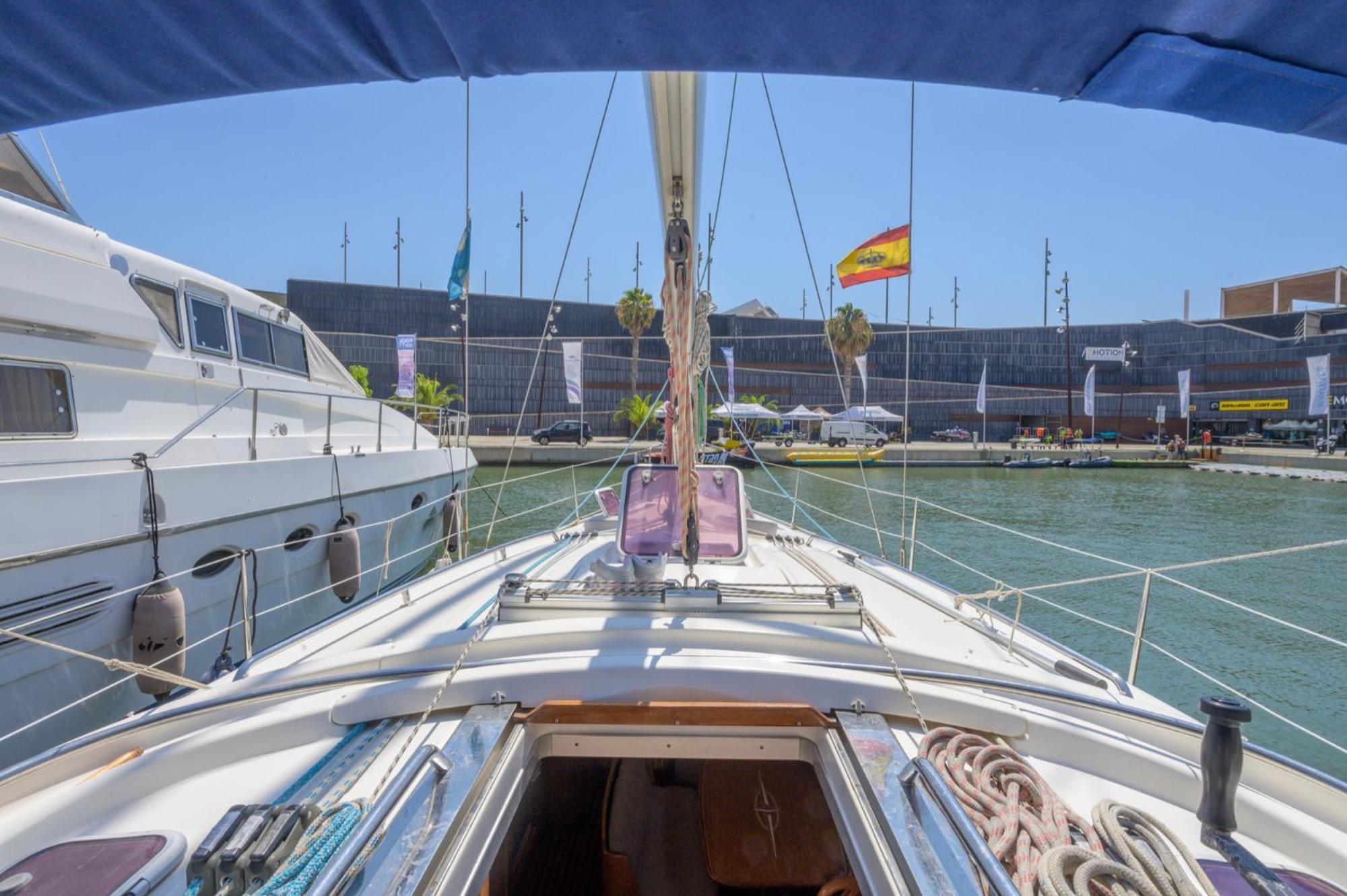Botel Boat Barcelona