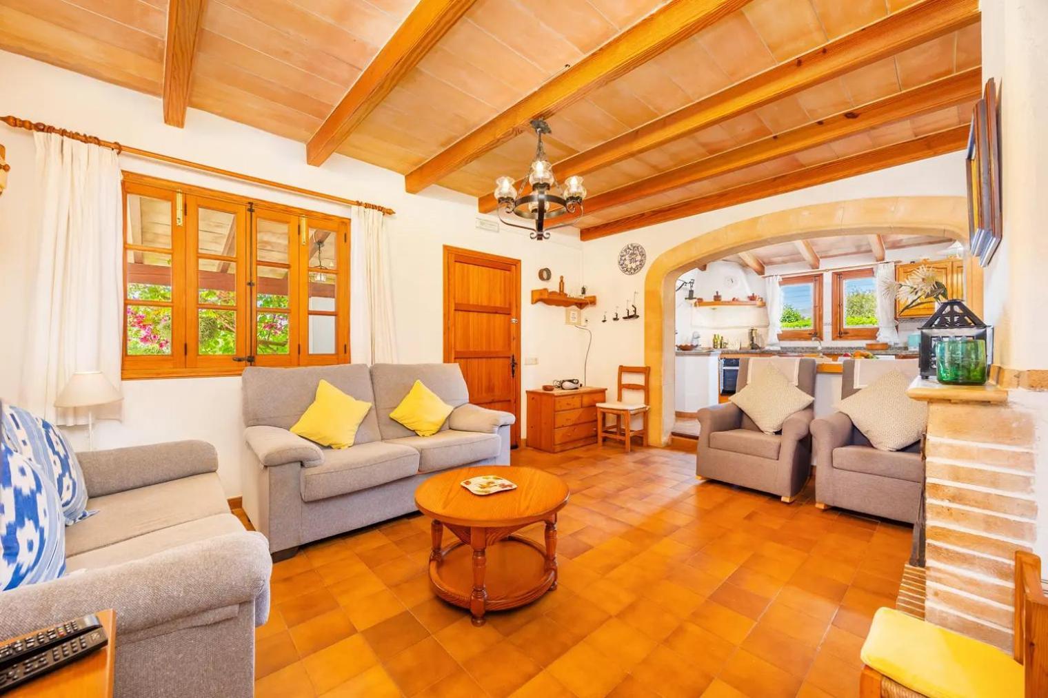 Villa Idyllic Finca In *