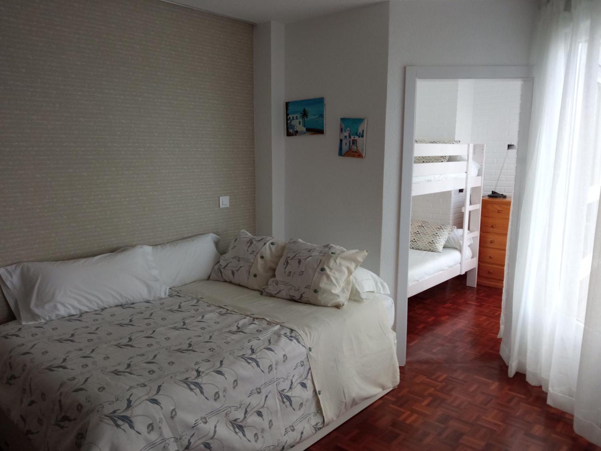 Estudio Con Vistas Al Mar En Apartamento Baiona