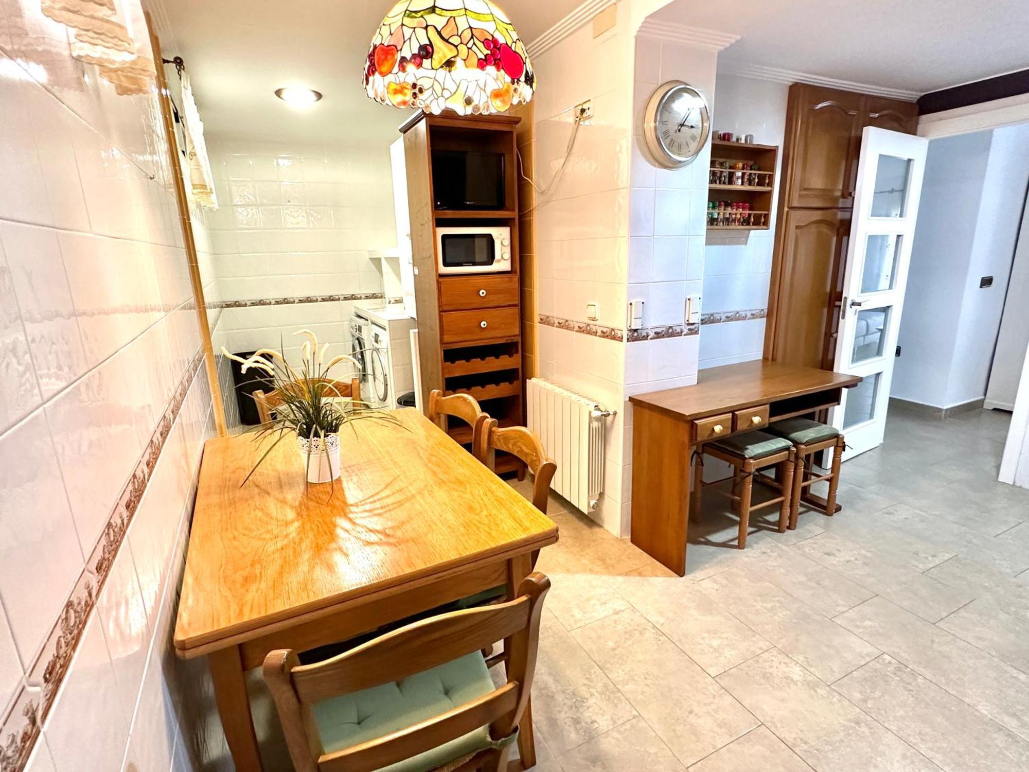 Holiday home 8 Familiar Con Piscina *