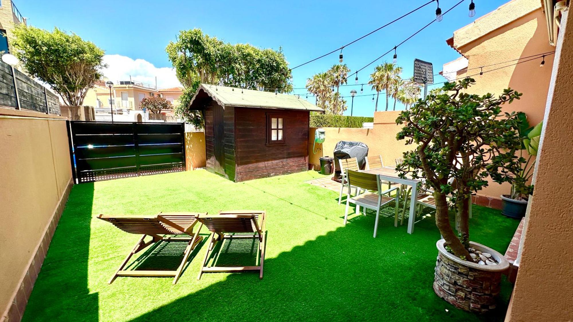 Holiday home 8 Familiar Con Piscina *