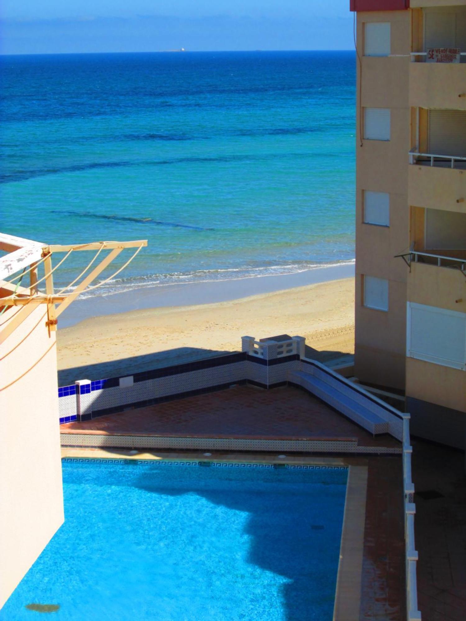 Bright Studio With The Seaview And Swimming Pool * La Manga del Mar Menor