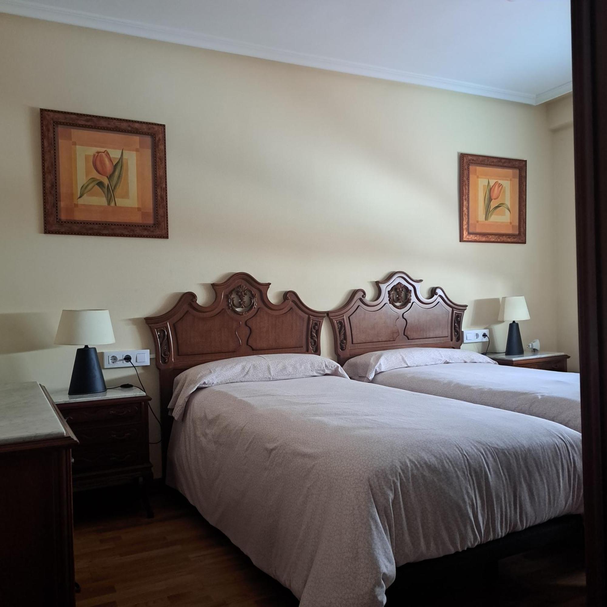 Apartamento Centro Caveda, Wifi, Posibilidad De Parking Oviedo