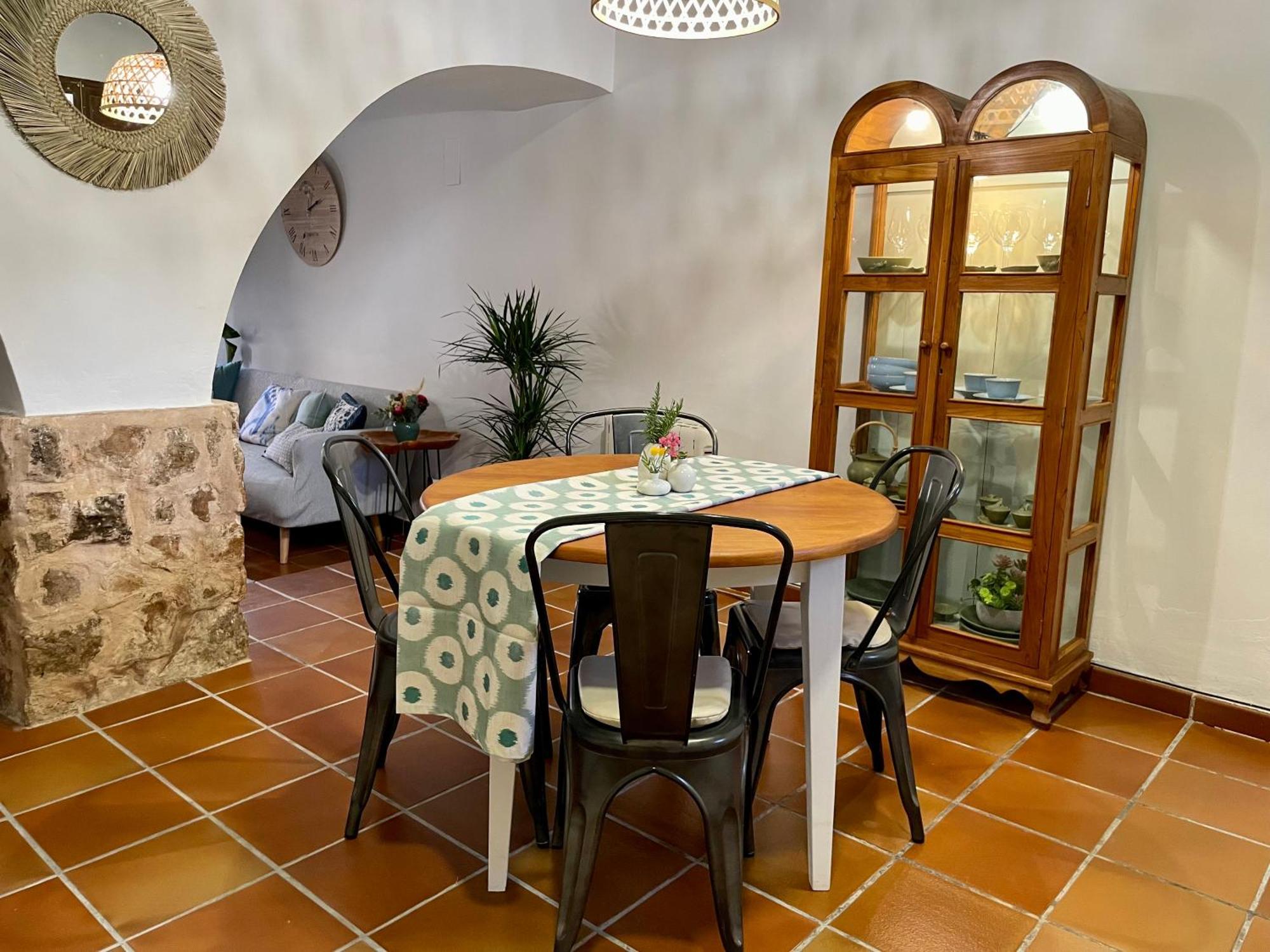Masía De San Juan, Renovada Y Con Terraza Privada En Castillo Con Piscina * Segorbe (Sogorb)