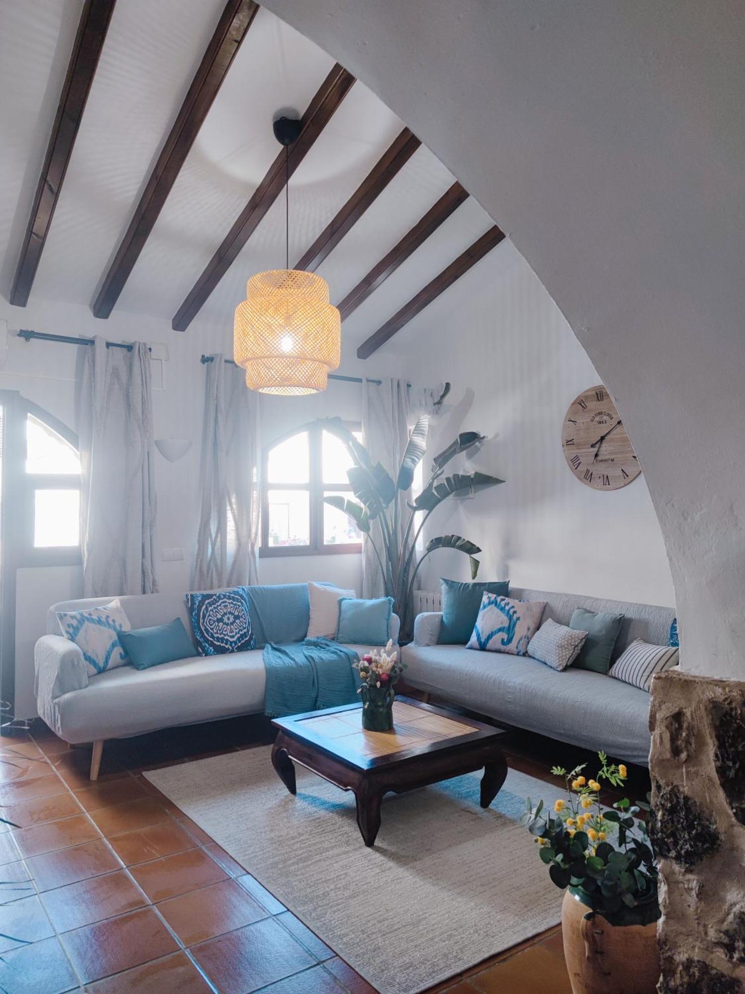 Masía De San Juan, Renovada Y Con Terraza Privada En Castillo Con Piscina Casa rural *