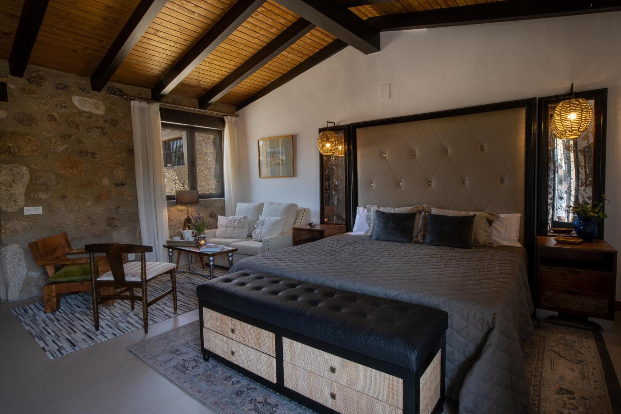 Aqua Et Oleum Hotel Villamiel