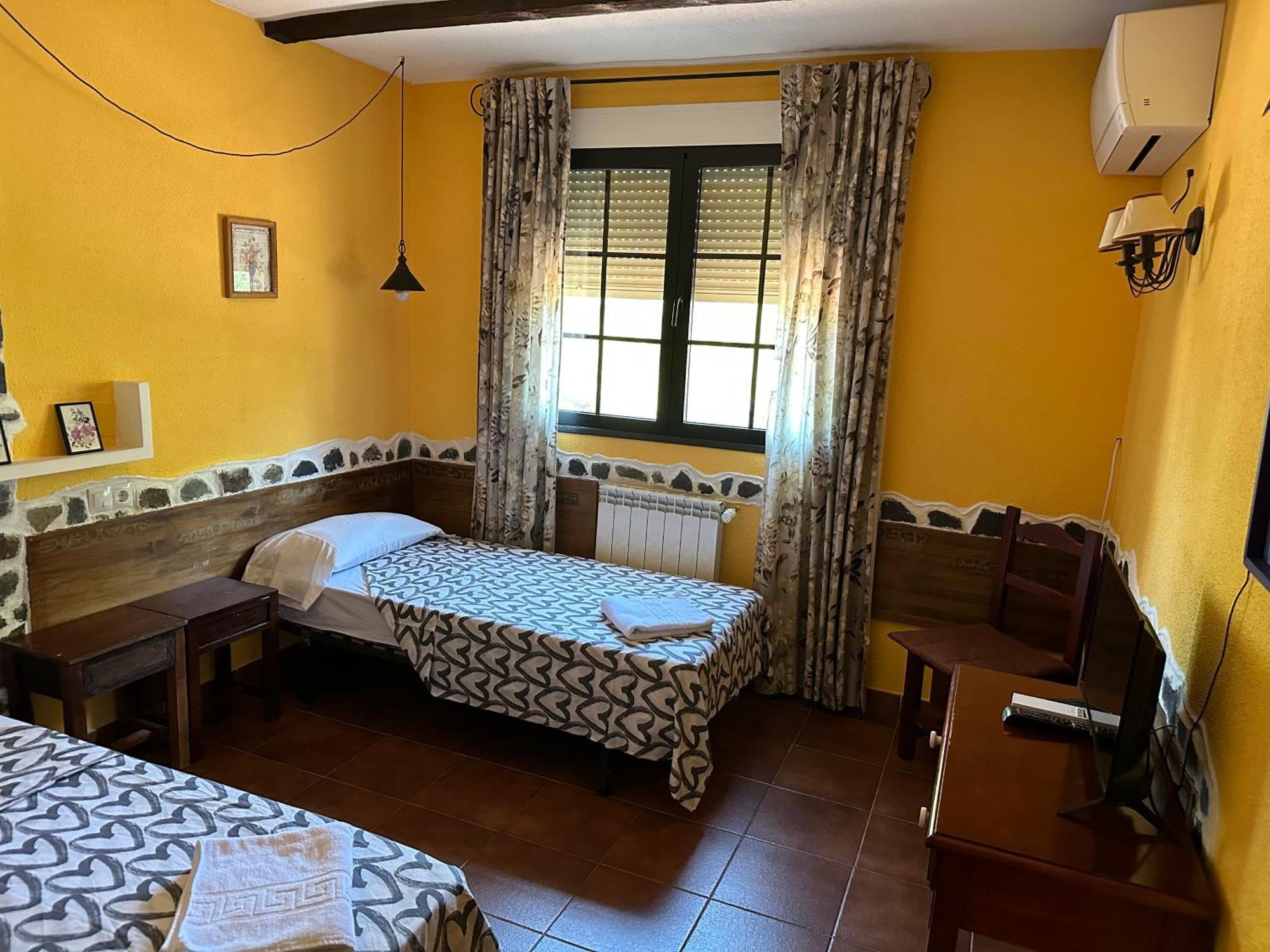 Rural La Casona Tamajon