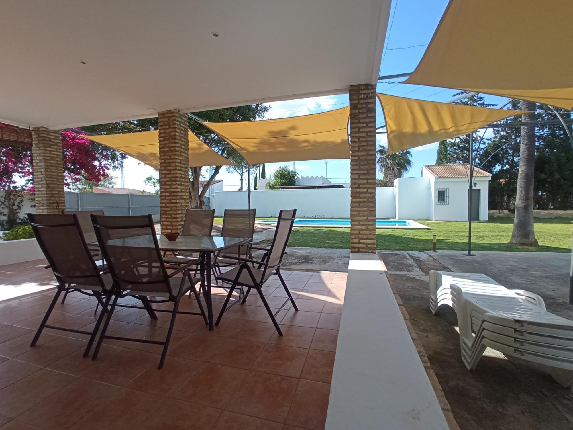 El Algarrobo Holiday home Utrera