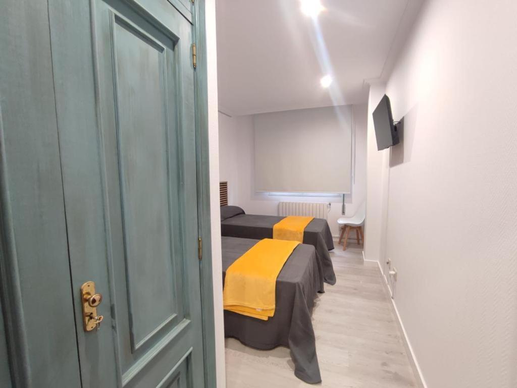 Demar Luis Casais Apartment *