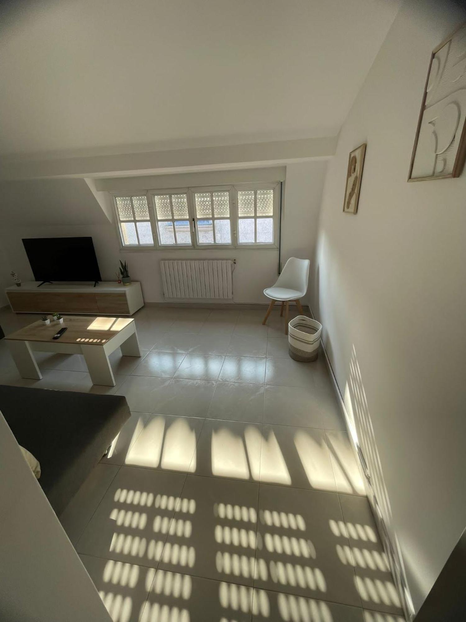 Demar Luis Casais Apartment *