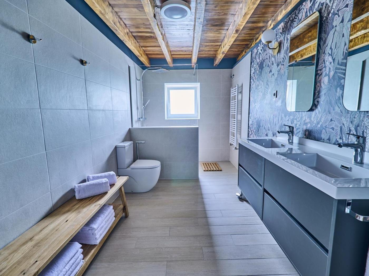 Ojangoiti With Outlet For Electric Vehicle By Kabia Gestion Holiday home