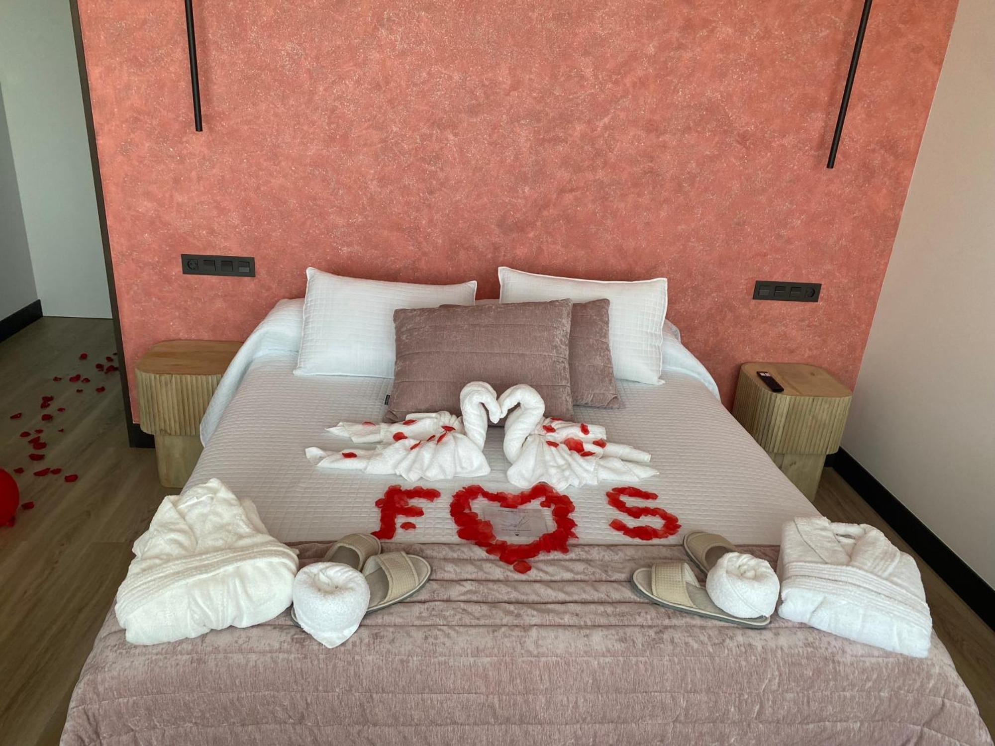A Ladela Hotel