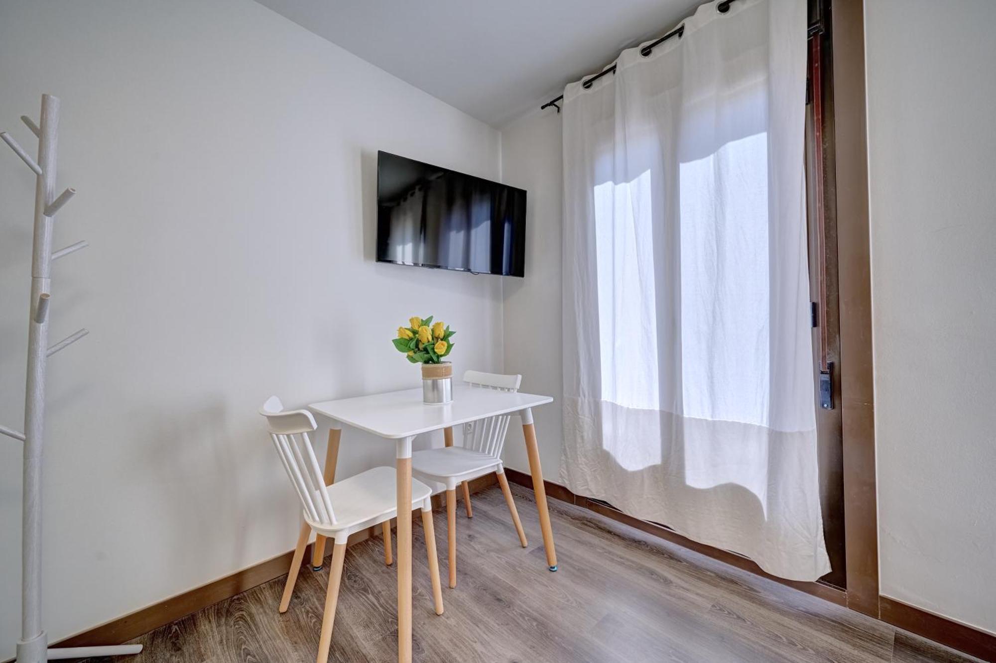 Apartment La Casita De Carlos Ii By Clabao *