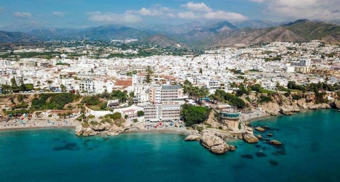 Nautica 1 Torrecilla En Nerja