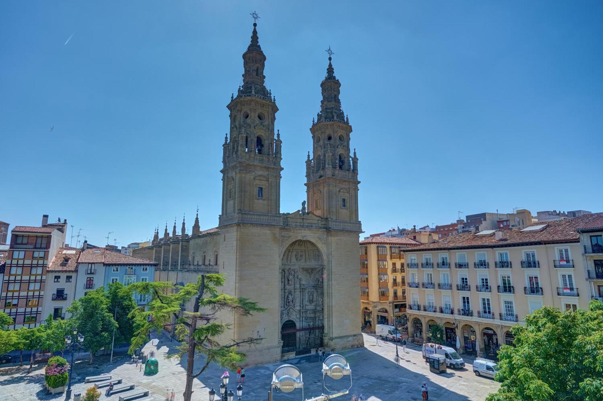 La Casita De Carlos Ii By Clabao Logrono
