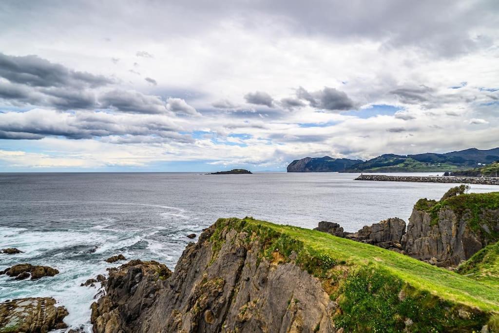 Coqueto Junto Al Mar Bermeo