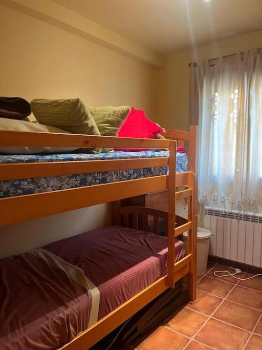 La Casita Del Pozo De Paredes Сasa de vacaciones *