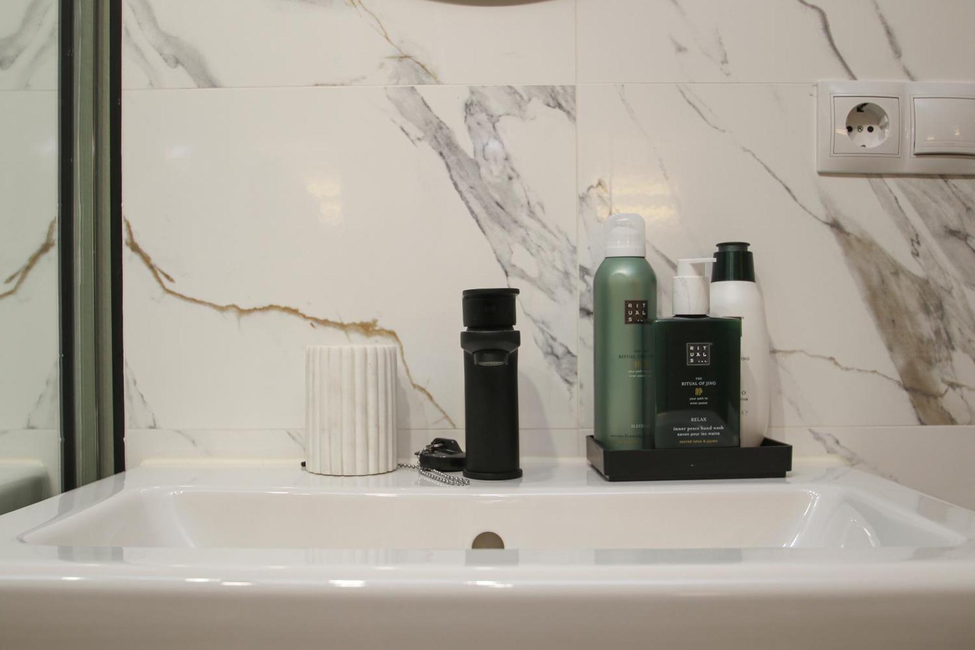 New! Luxurious & Chic Duplex Next To The Cathedral Seville