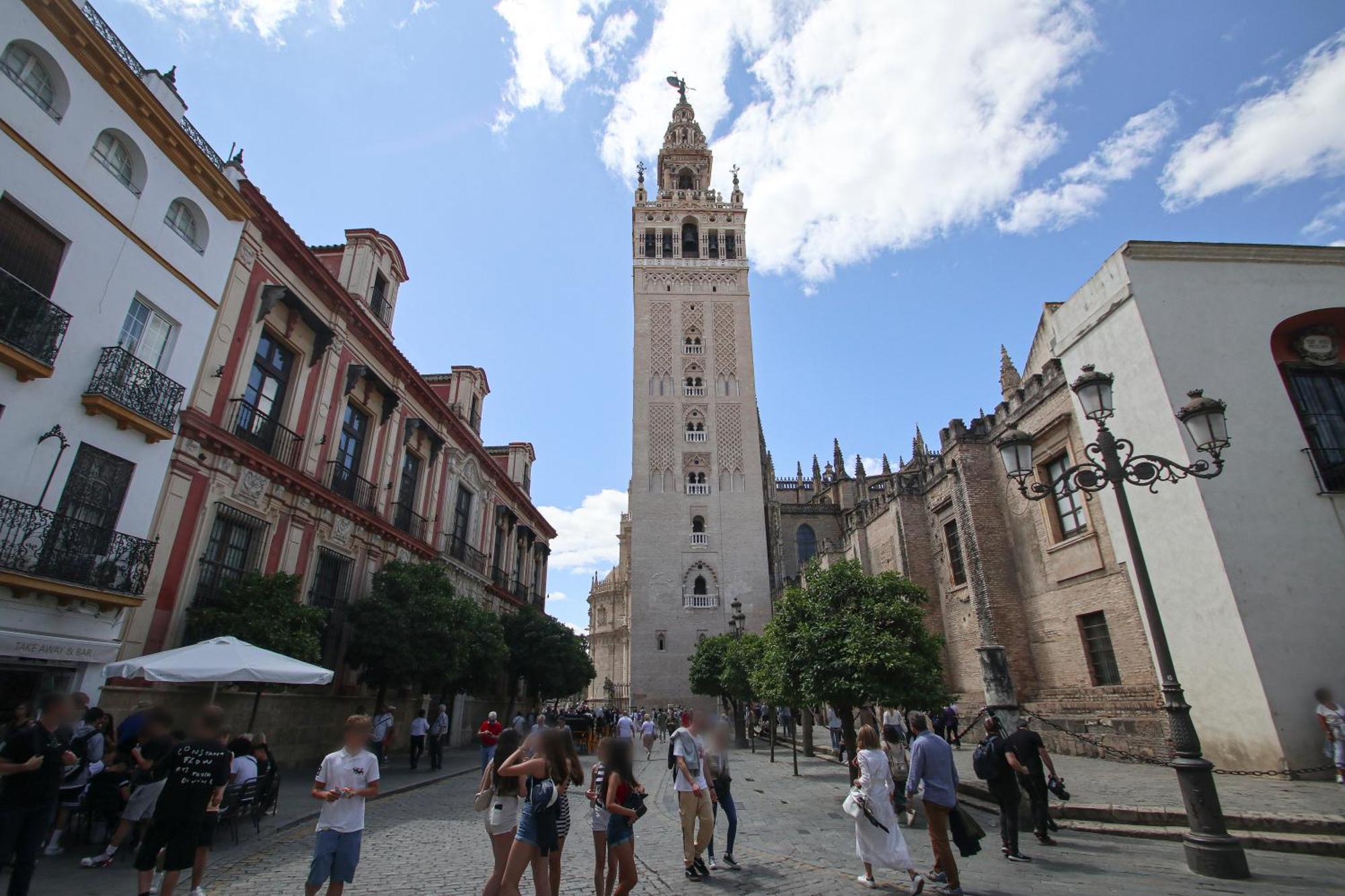 Apartment New! Luxurious & Chic Duplex Next To The Cathedral