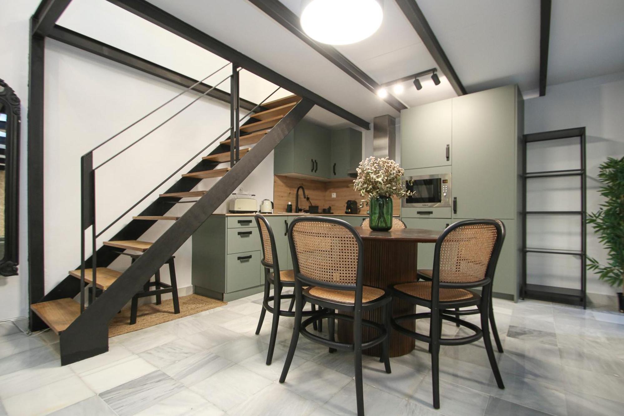 Apartment New! Luxurious & Chic Duplex Next To The Cathedral