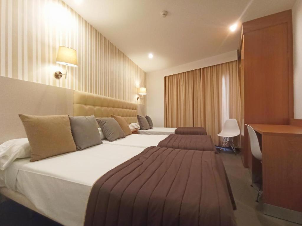 Hotel Rambla Emerita 2*