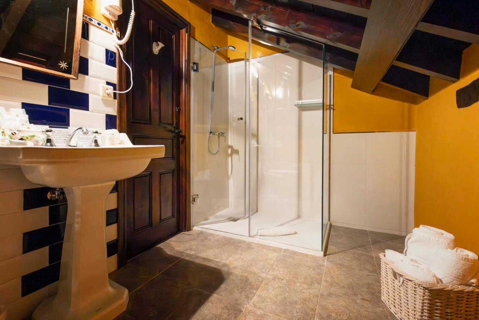 La Casona De 3*