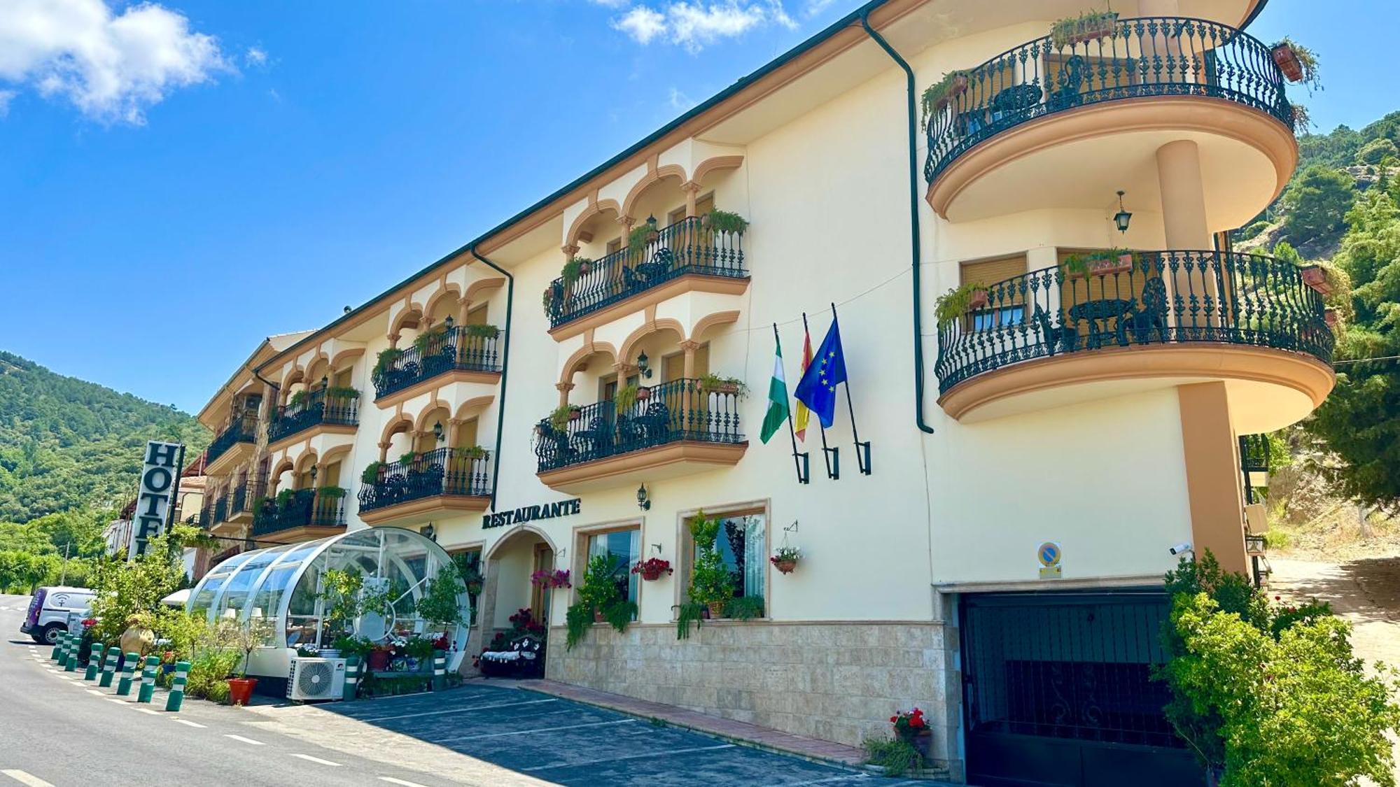 El Curro Hotel