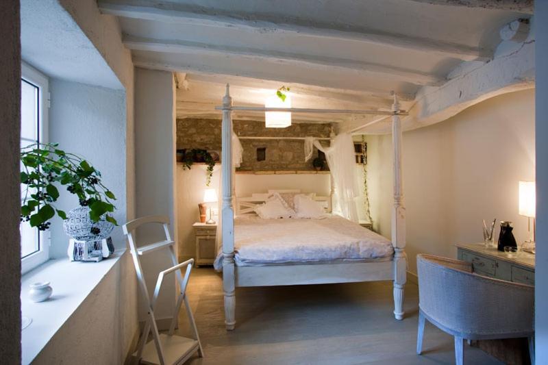 El Secreto De Hotel