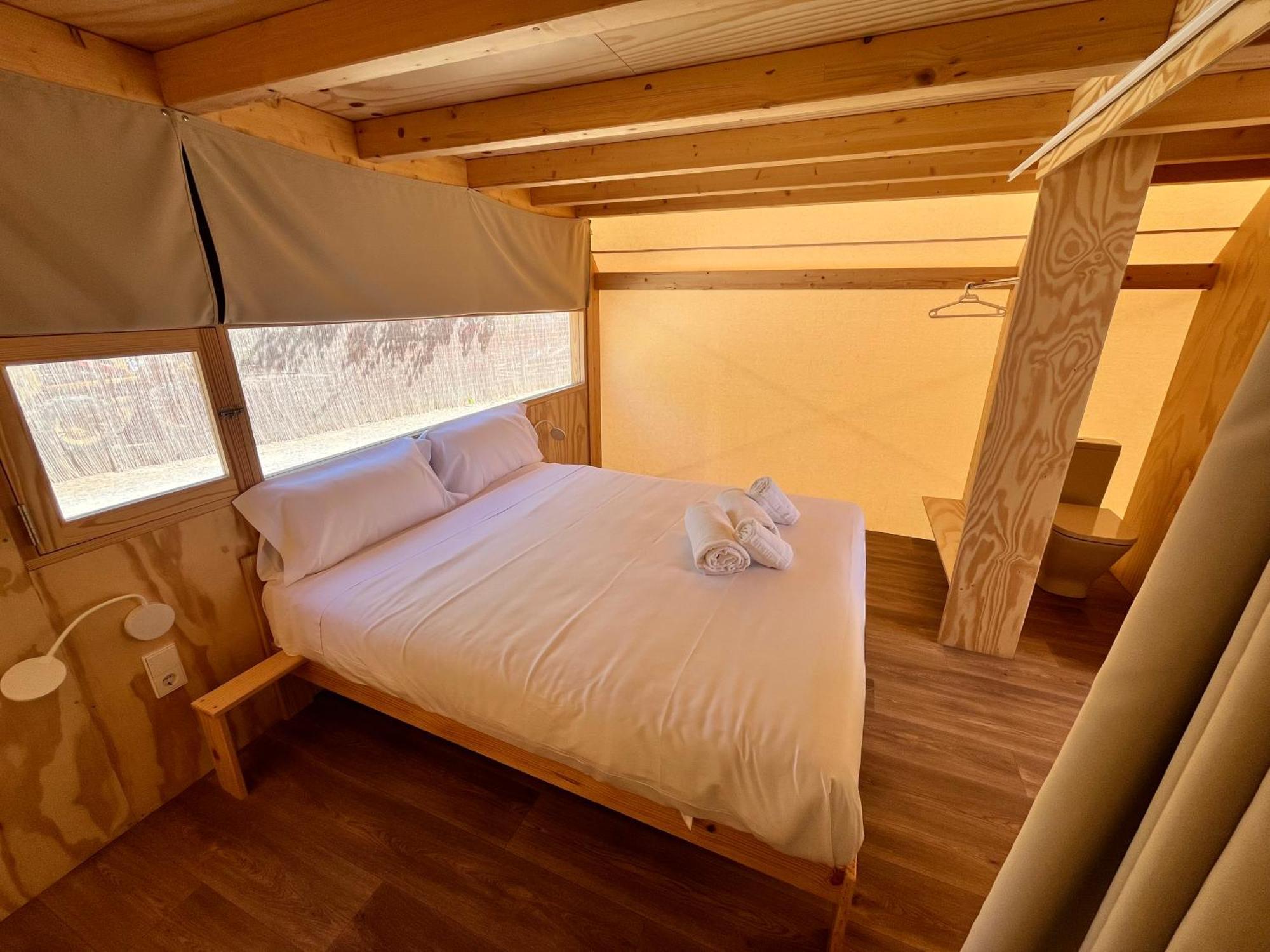 Tamarit Beach Resort Camping