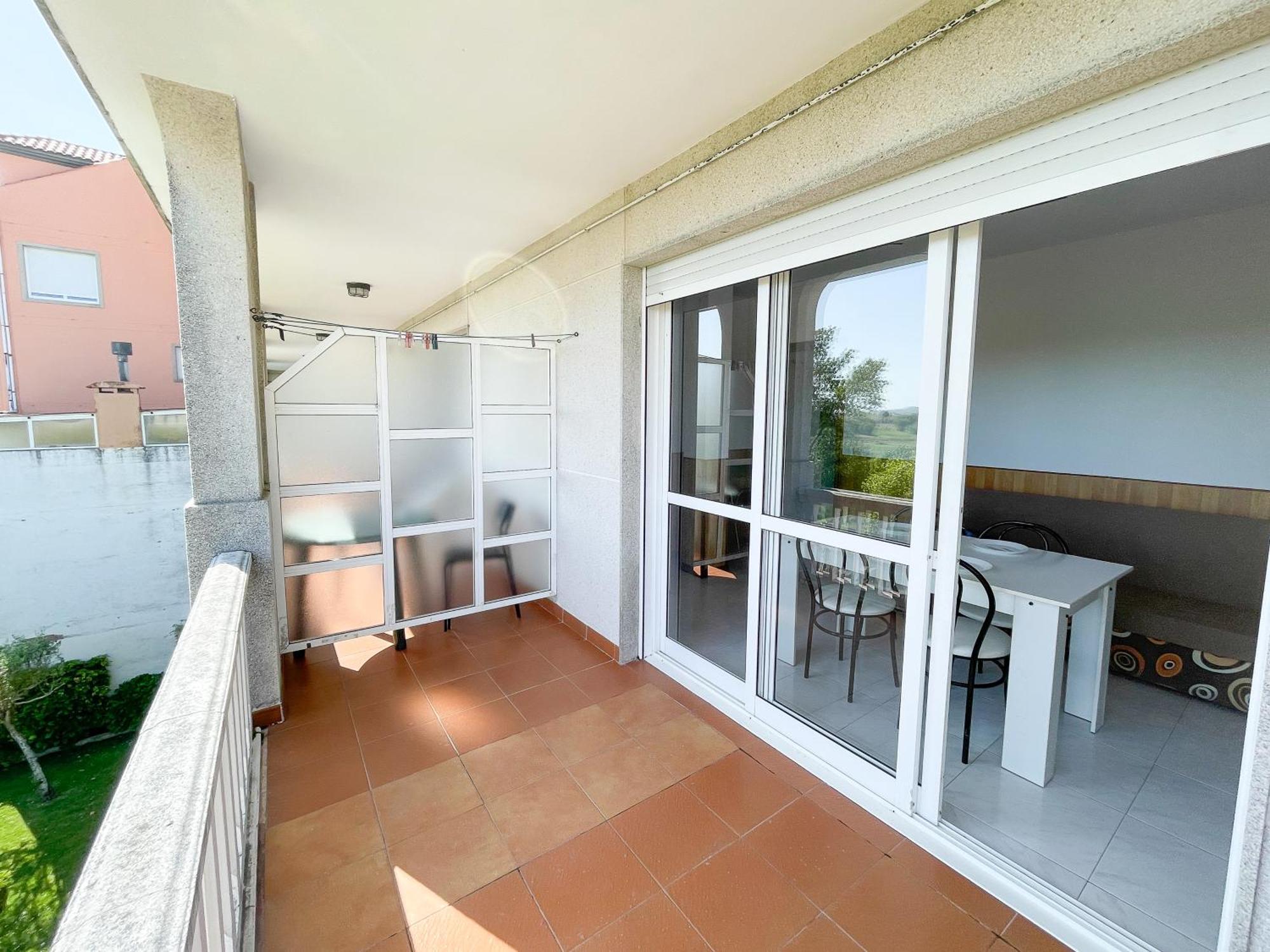 Revo Salinas 3000 Apartment